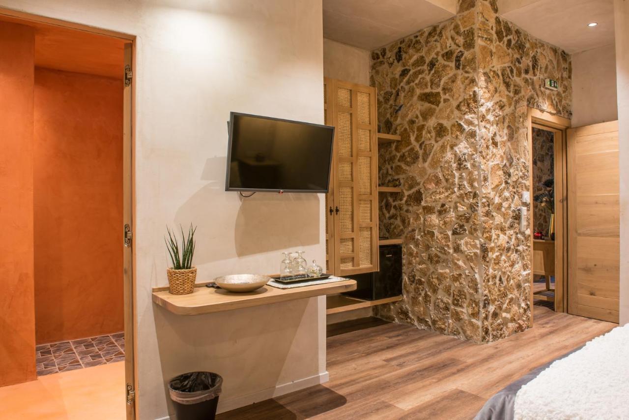 «Σκλάβας Χνάρι» Παραδοσιακός Ξενώνας Apartment Magouliana Bagian luar foto