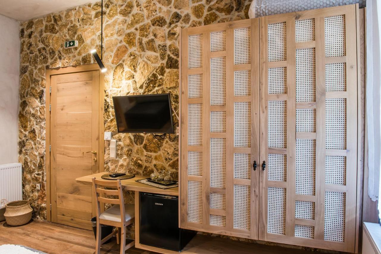 «Σκλάβας Χνάρι» Παραδοσιακός Ξενώνας Apartment Magouliana Bagian luar foto