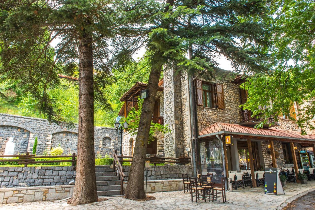 «Σκλάβας Χνάρι» Παραδοσιακός Ξενώνας Apartment Magouliana Bagian luar foto