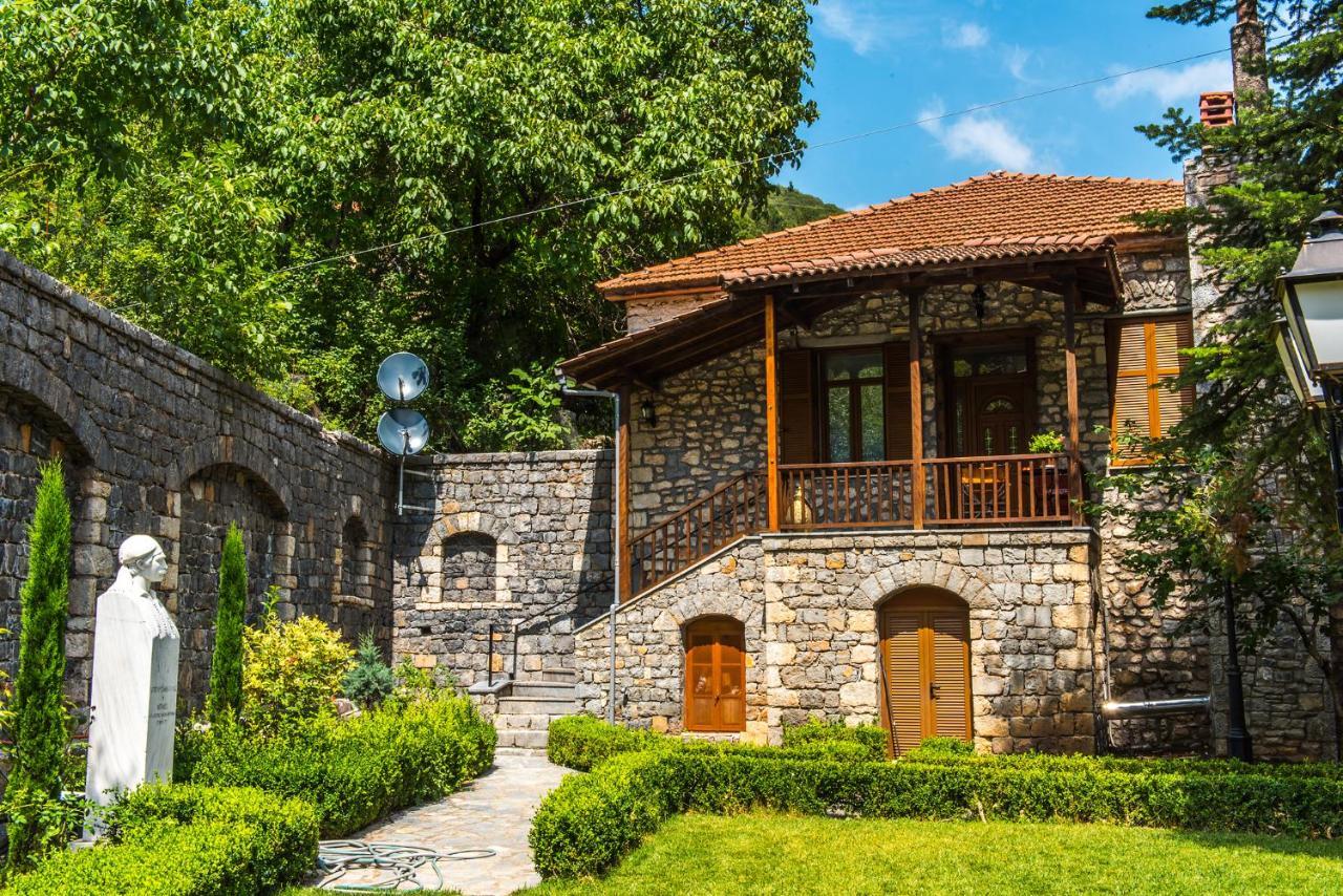 «Σκλάβας Χνάρι» Παραδοσιακός Ξενώνας Apartment Magouliana Bagian luar foto