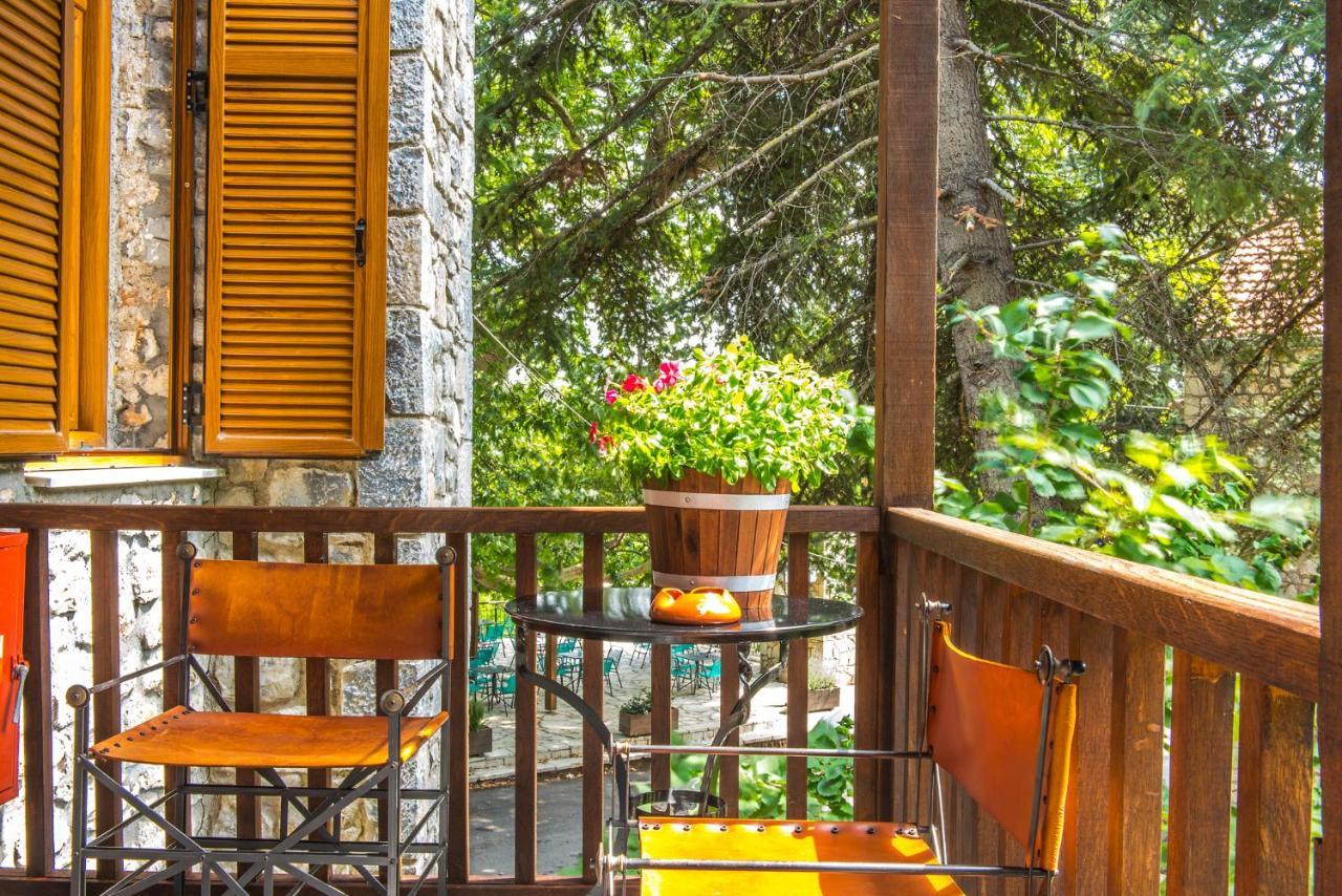 «Σκλάβας Χνάρι» Παραδοσιακός Ξενώνας Apartment Magouliana Bagian luar foto